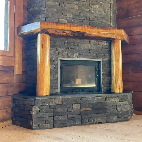 odunlu-somine-model-4-2 Rustik şömine odun haznesi ve camlı kapak detaylarıyla